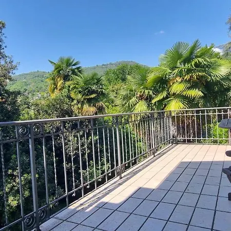 Rainbow Relais Alojamento de Acomodação e Pequeno-almoço Lesa