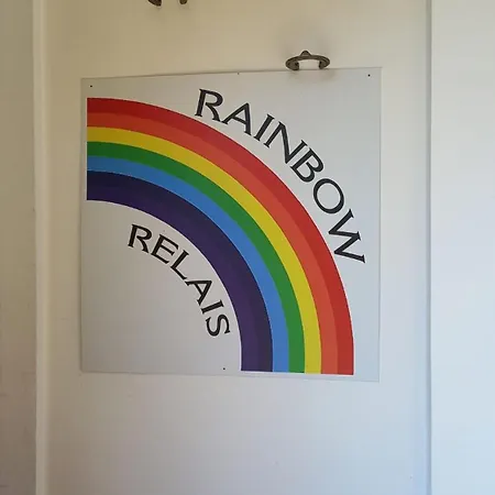 Alojamento de Acomodação e Pequeno-almoço Rainbow Relais Lesa