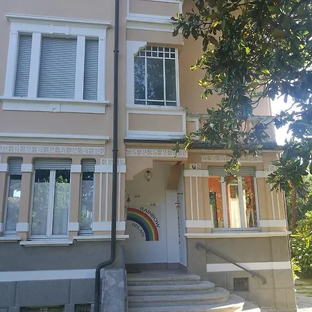 Rainbow Relais Bed & Breakfast Lesa
